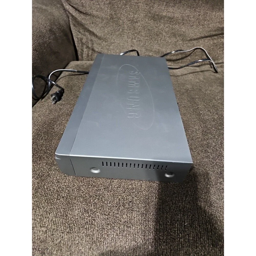 Samsung DVD-S222 DVD/MP3 Player Phantom Surround Sound 🎶